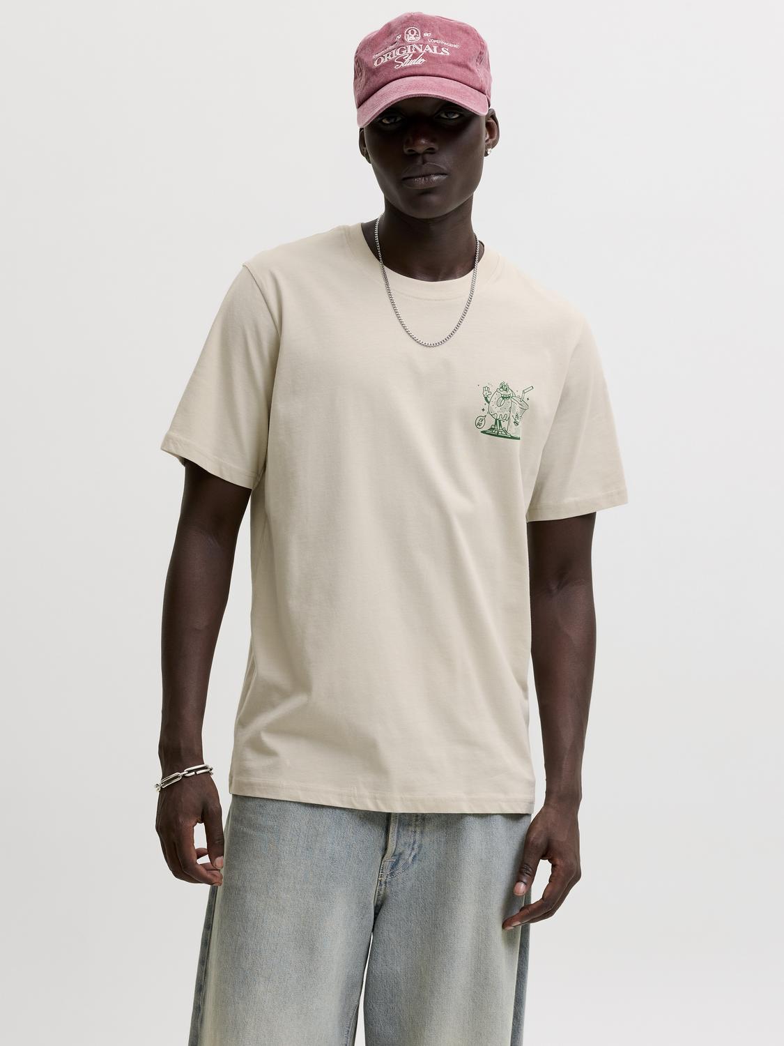 model_shot-front